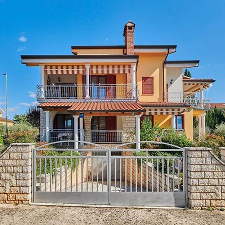Haus Ana Apartment Poreč Exterior foto