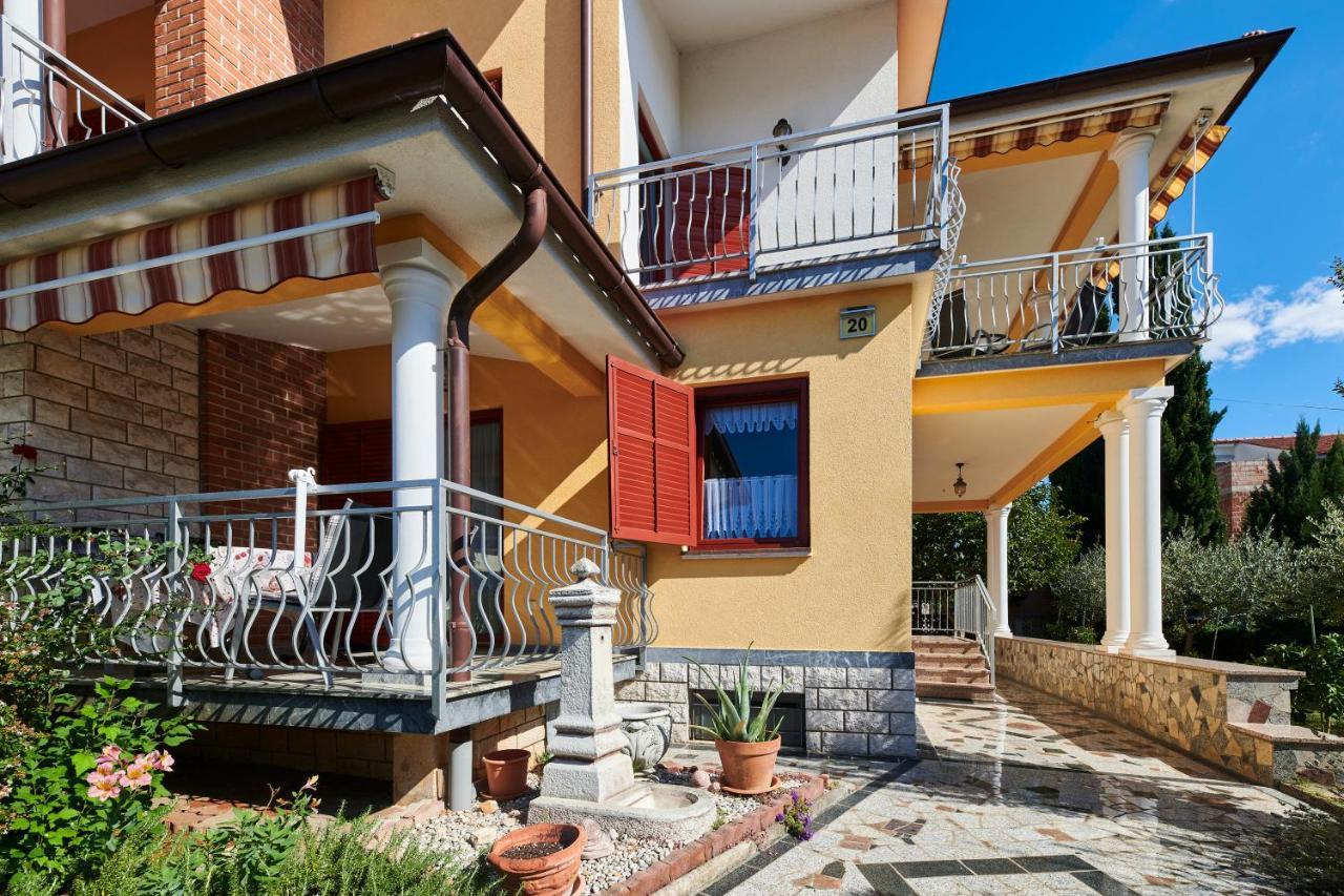 Haus Ana Apartment Poreč Exterior foto